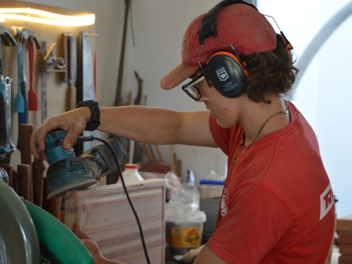 Noah in the workshop